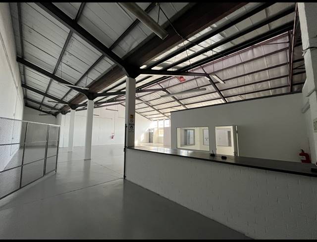 474M² WAREHOUSE TO LET IN MAITLAND